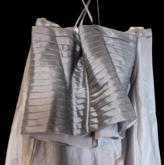 David's Formal 2 Piece Outfit Size 14/16 Skirt 14, Top 16 Excellent Cond $50 - Picture 1 of 6